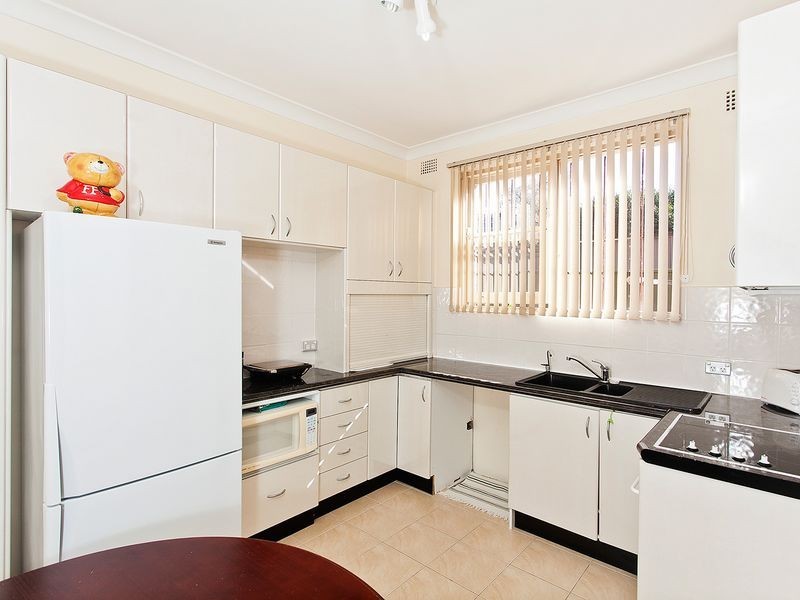 2/2 PRESIDENT AVENUE, Kogarah NSW 2217