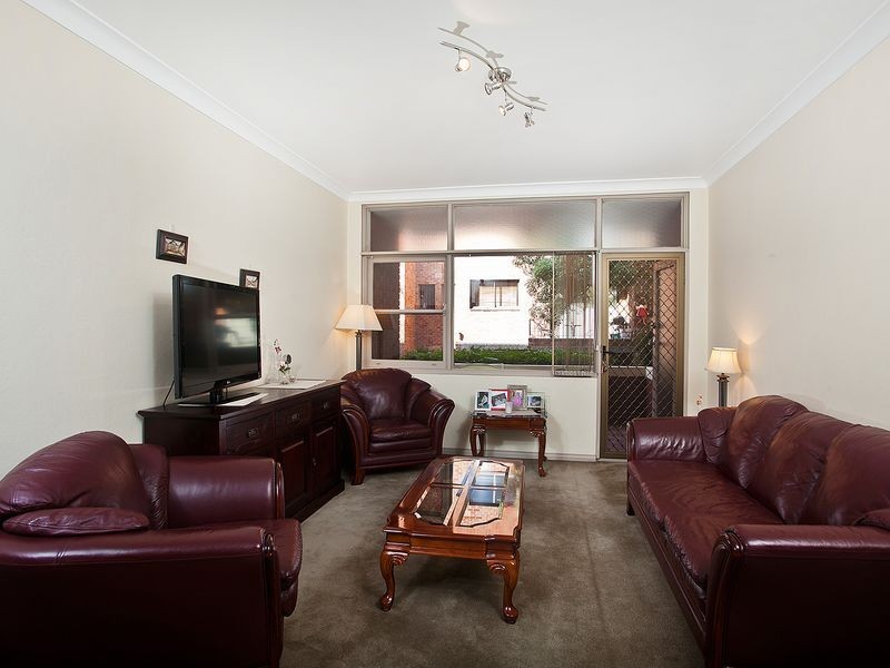 2/2 PRESIDENT AVENUE, Kogarah NSW 2217