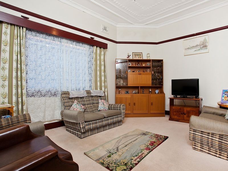 62 CRAWFORD ROAD, Brighton-le-sands NSW 2216