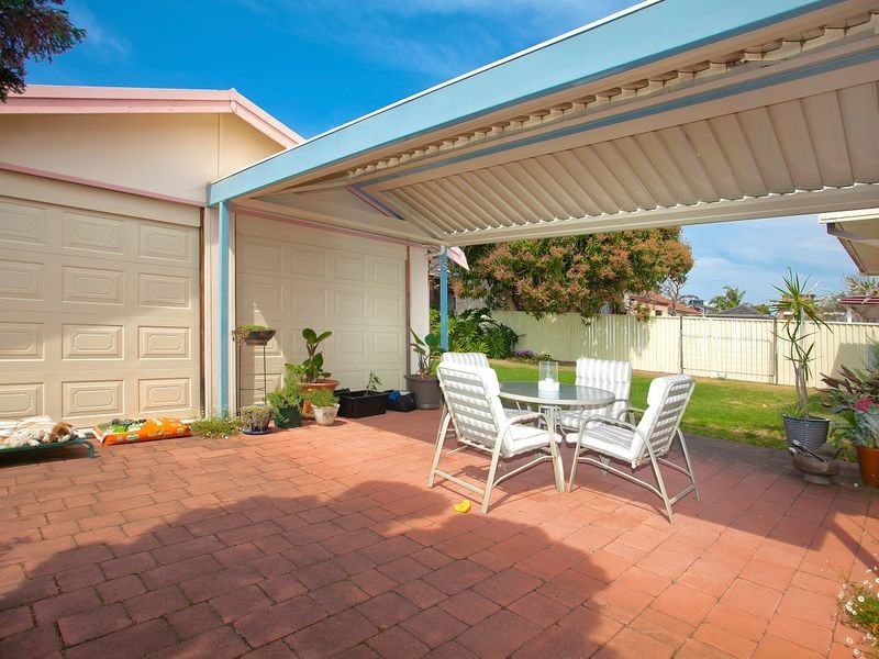 11 FRANCIS AVENUE, Brighton-le-sands NSW 2216