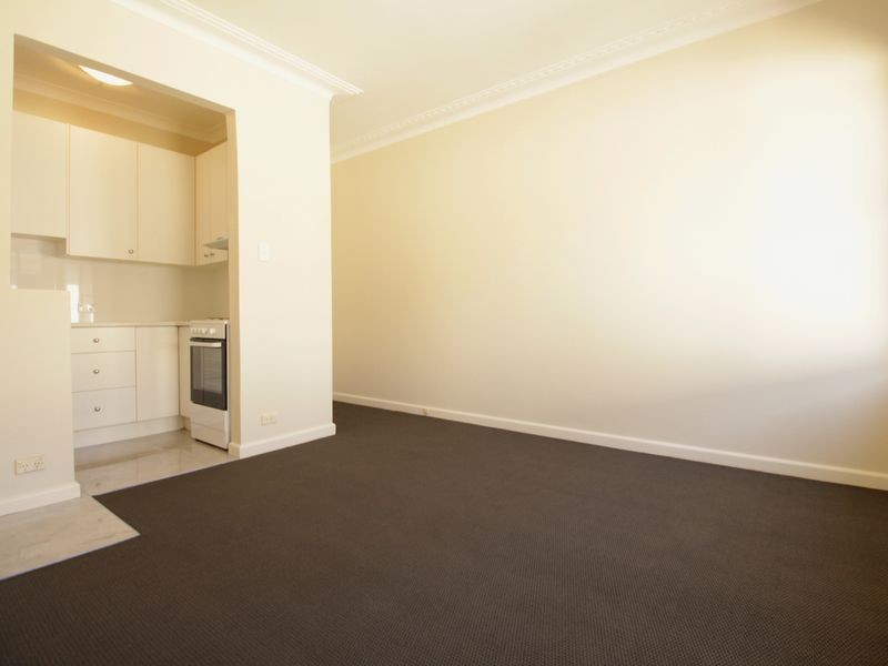 40 THE GRAND PARADE, Brighton-le-sands NSW 2216