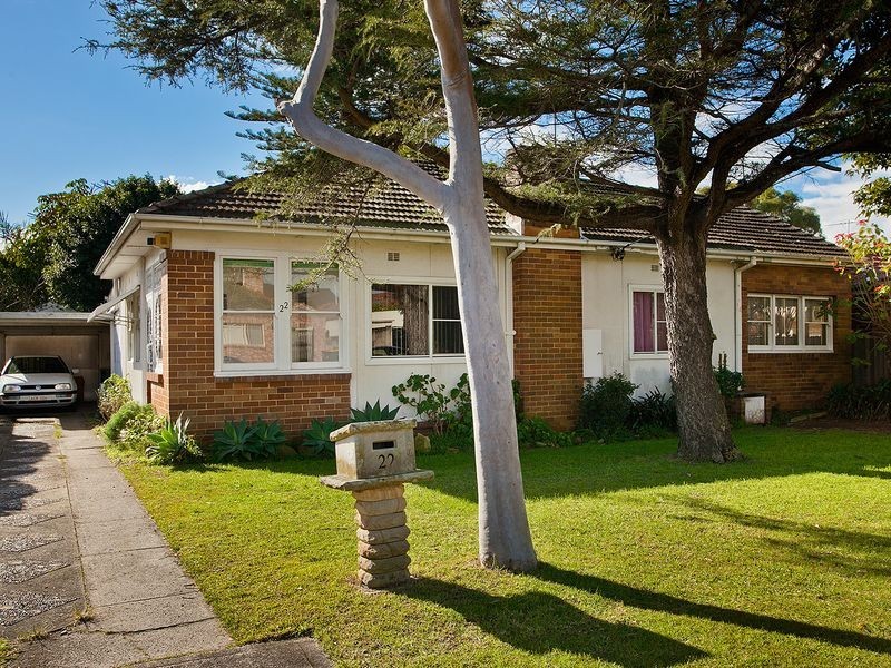 22 MCINTYRE AVENUE, Brighton-le-sands NSW 2216