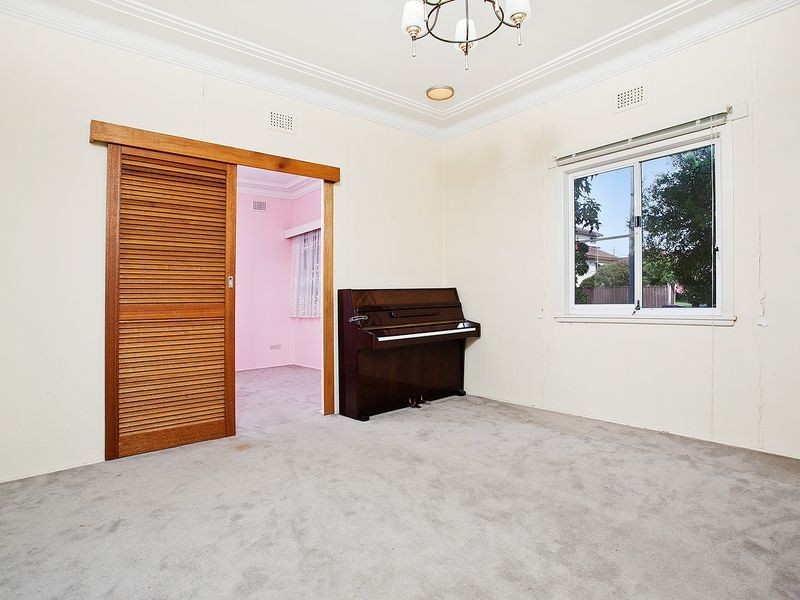 22 MCINTYRE AVENUE, Brighton-le-sands NSW 2216