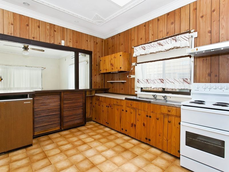 12 CECIL STREET, Monterey NSW 2217