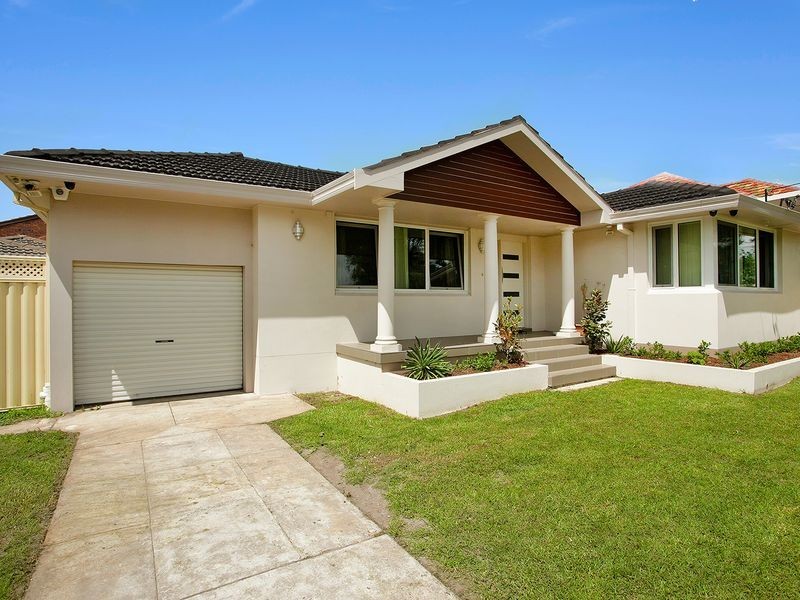 13 CHESTNUT DRIVE, Banksia NSW 2216