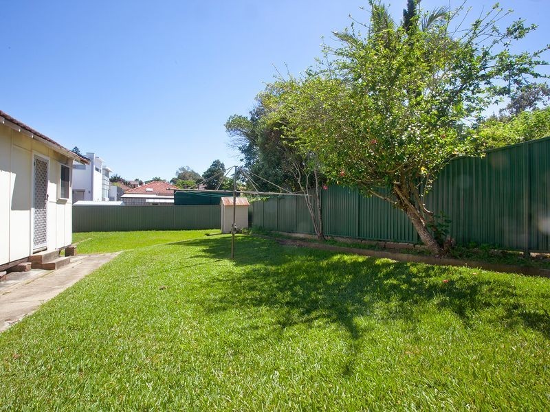 12 BRISTOL ROAD, Hurstville NSW 2220