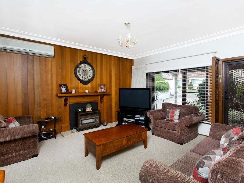 5 LYNWEN CRESCENT, Banksia NSW 2216