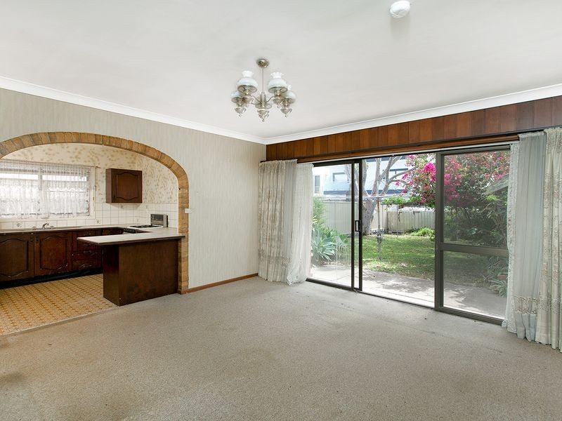 25 HOLLYWOOD STREET, Monterey NSW 2217