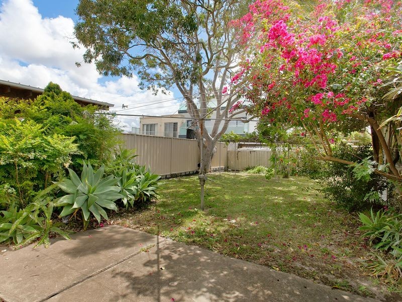 25 HOLLYWOOD STREET, Monterey NSW 2217