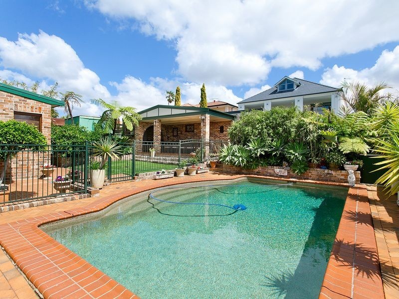 34 KITCHENER STREET, Kogarah NSW 2217