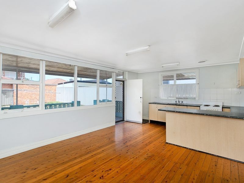 17 OWEN AVENUE, Kyeemagh NSW 2216