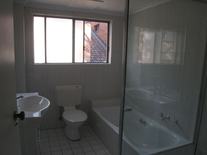 1-7 Carnarvon St, Carlton NSW 2218