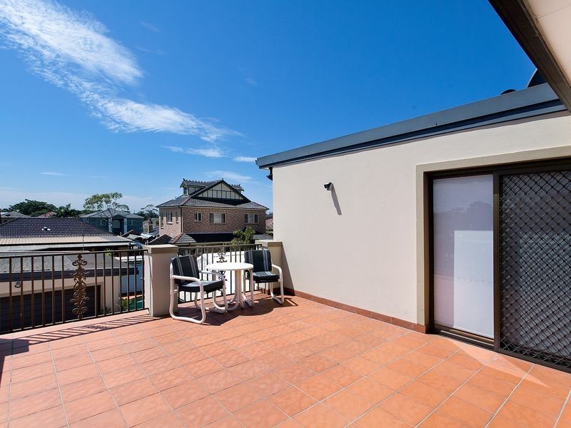26 CARINYA AVENUE, Brighton-le-sands NSW 2216