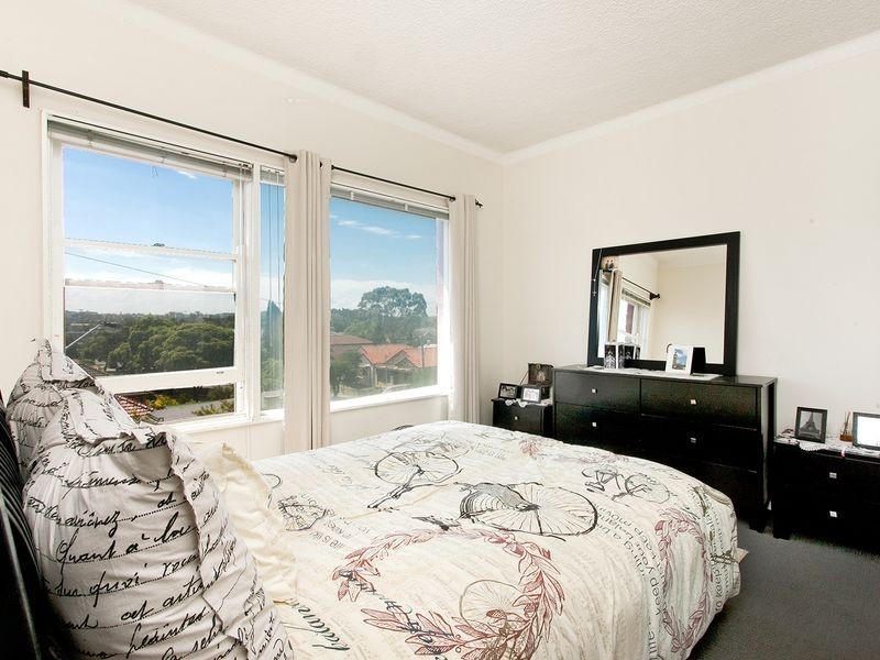 9/27 KINGS ROAD, Brighton-le-sands NSW 2216