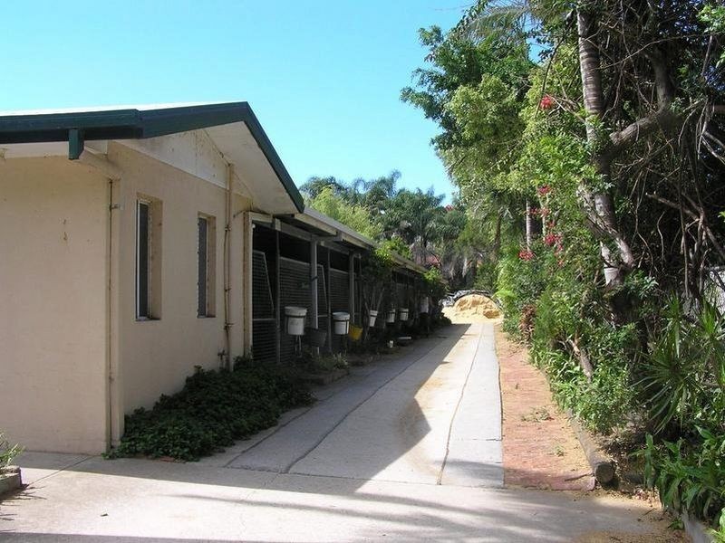 7 WATERFORD COURT, Bundall QLD 4217