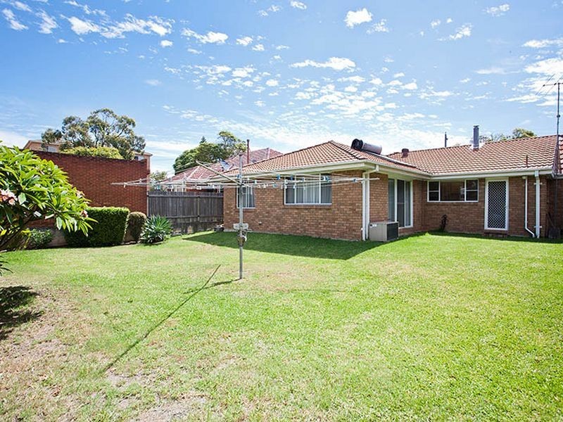 15 Moate Avenue, Brighton-le-sands NSW 2216