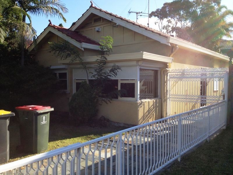 6 Reading Road, Brighton-le-sands NSW 2216