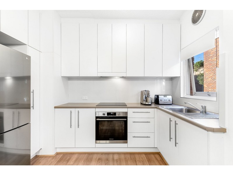 2/30 Crawford Road, Brighton-le-sands NSW 2216