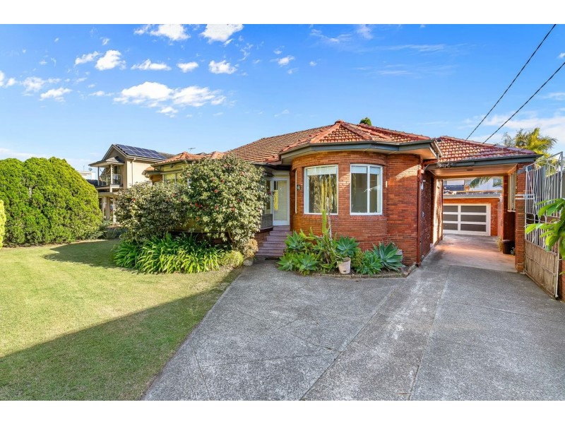 182 The Grand Parade, Monterey NSW 2217