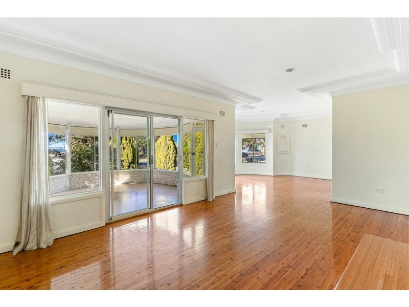 182 The Grand Parade, Monterey NSW 2217