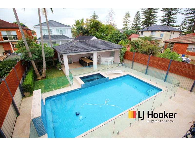 1 Hollywood Street, Monterey NSW 2217