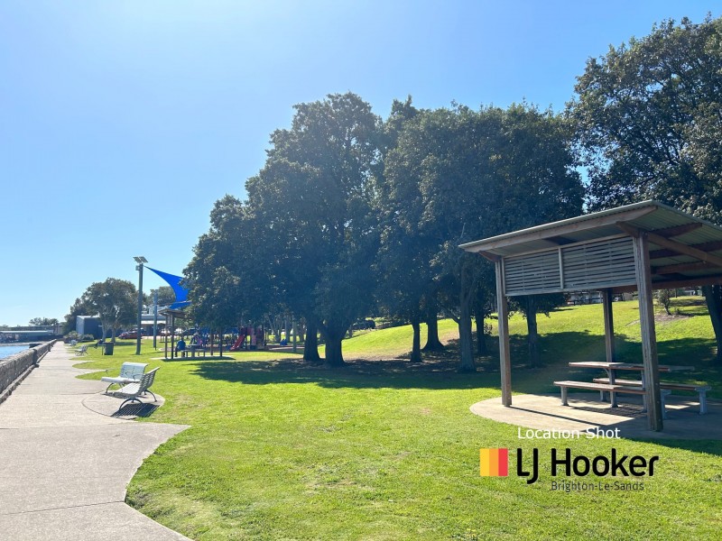 98 Russell Avenue, Dolls Point NSW 2219