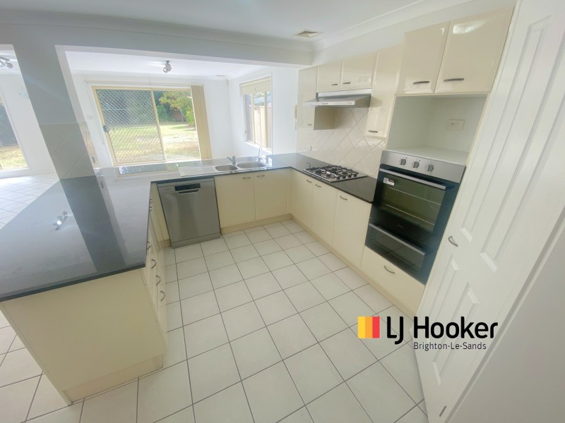 98 Russell Avenue, Dolls Point NSW 2219