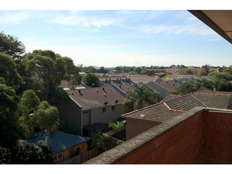 96 Tenterden Road, Botany NSW 2019