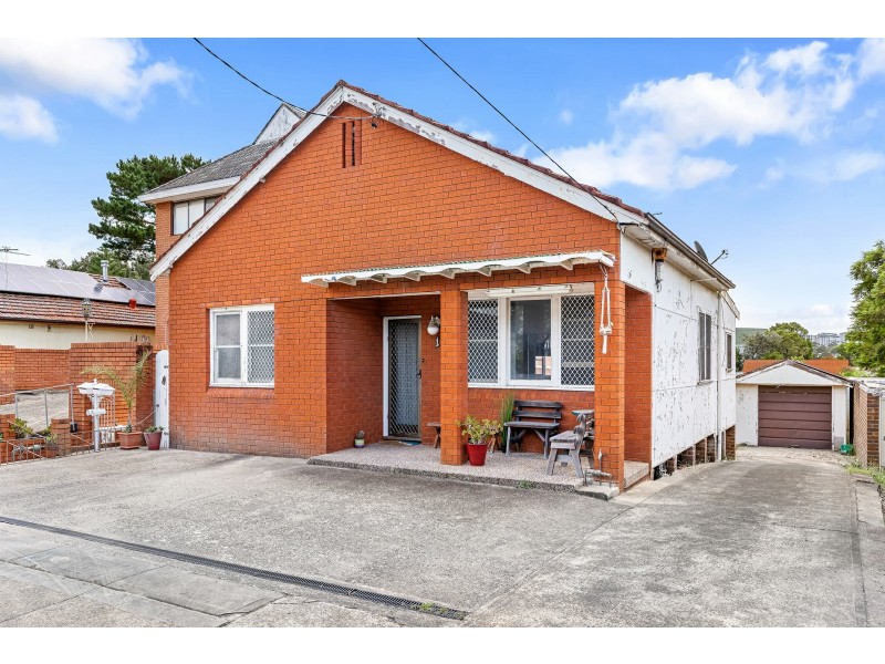 1 England Street, Brighton-le-sands NSW 2216