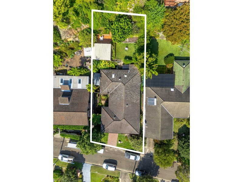 8 Lapis Crescent, Bardwell Valley NSW 2207