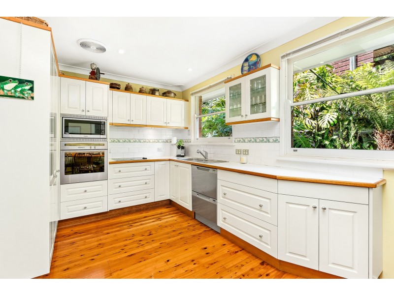 8 Lapis Crescent, Bardwell Valley NSW 2207