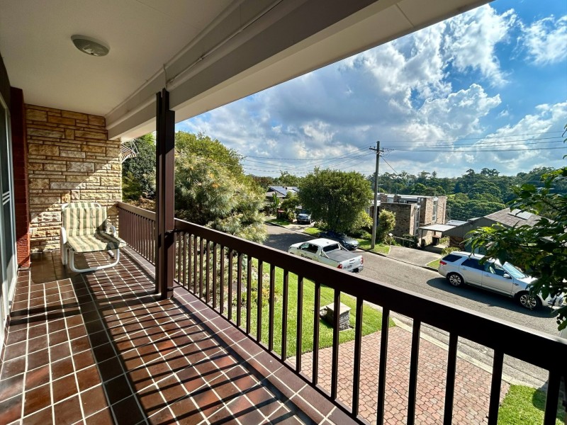 8 Lapis Crescent, Bardwell Valley NSW 2207