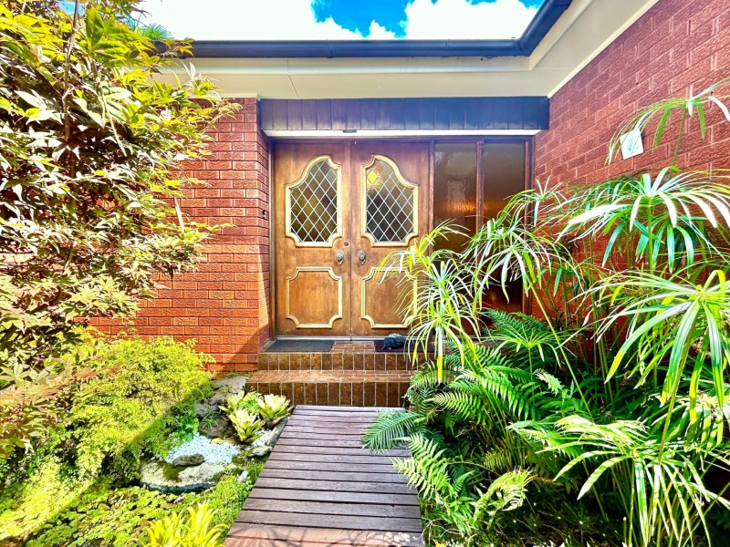 8 Lapis Crescent, Bardwell Valley NSW 2207