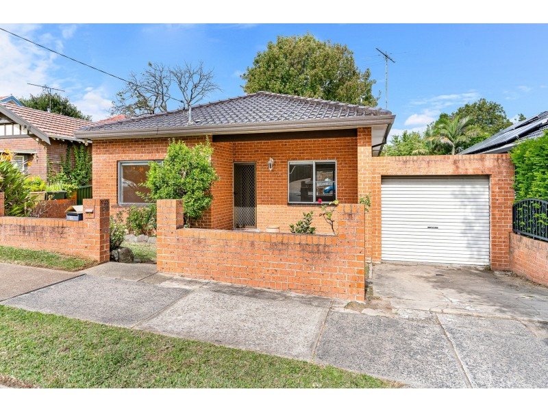 5 Boomerang Avenue, Earlwood NSW 2206