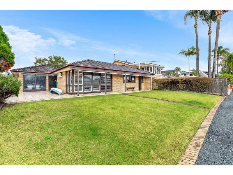 61 Hawkesbury Esp, Sylvania Waters NSW 2224