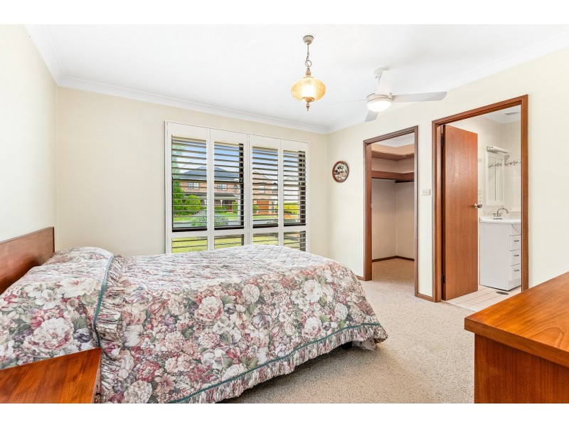 61 Hawkesbury Esp, Sylvania Waters NSW 2224