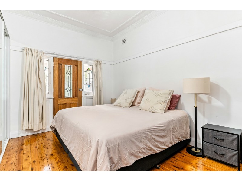 15 Brighton Parade, Brighton-le-sands NSW 2216