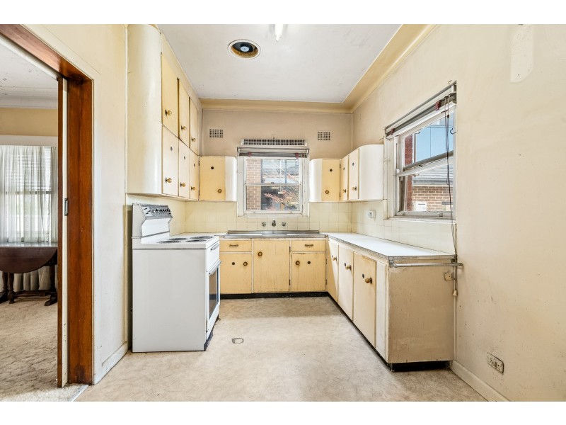 24 Hollywood Street, Monterey NSW 2217