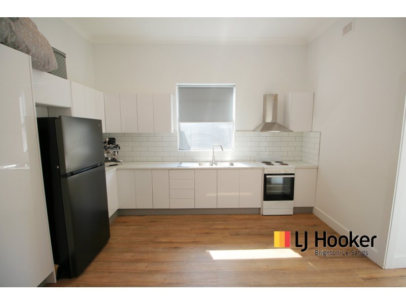 12 General Holmes Drive, Brighton-le-sands NSW 2216