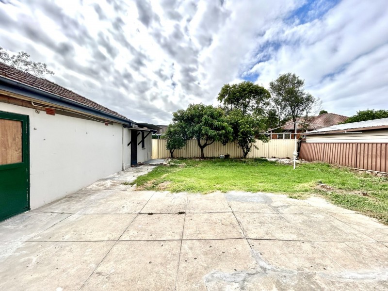 82 Paxton Avenue, Belmore NSW 2192