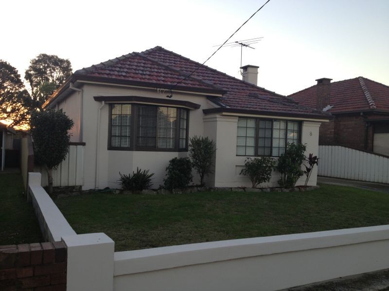 8 Mutch Avenue, Kyeemagh NSW 2216