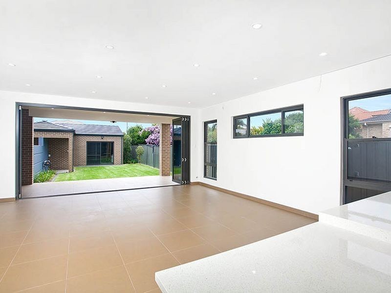 9 SANDRINGHAM STREET, Sans Souci NSW 2219