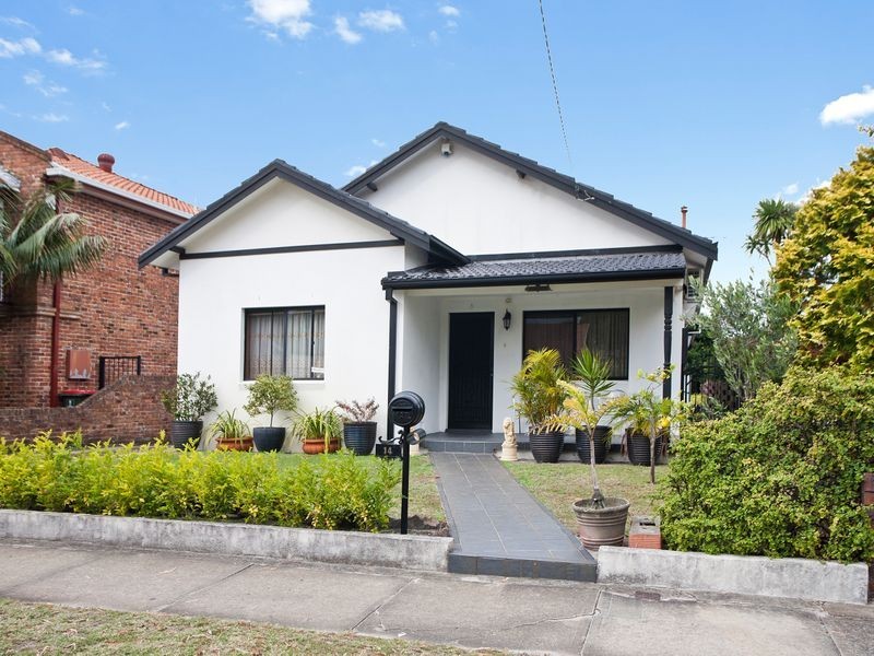 14 England Street, Brighton-le-sands NSW 2216