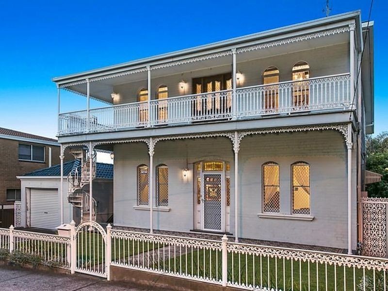 16a Segenhoe Street, Arncliffe NSW 2205