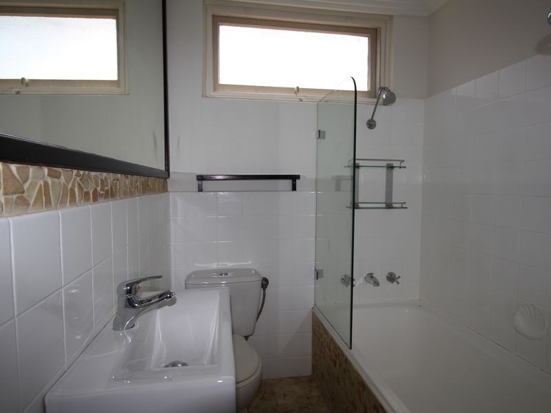 1/152 Queen Victoria Street, Bexley NSW 2207