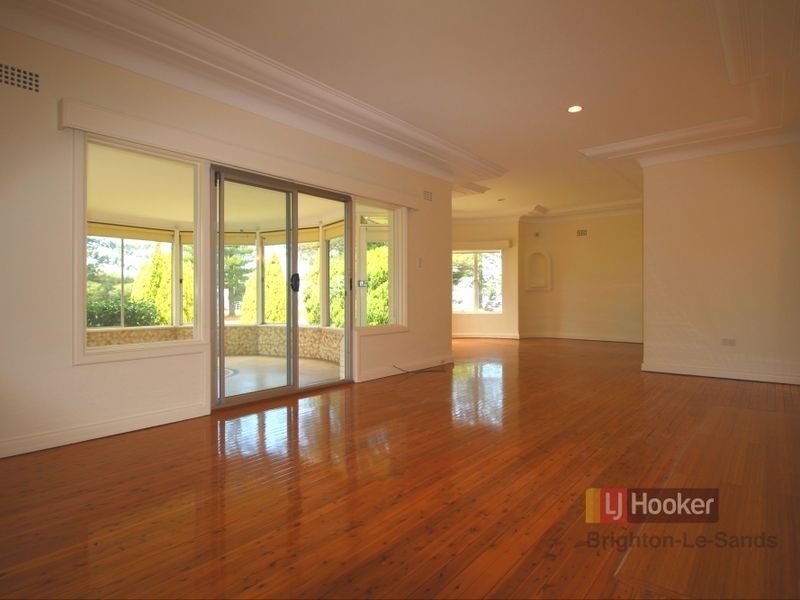 182 The Grand Parade, Monterey NSW 2217