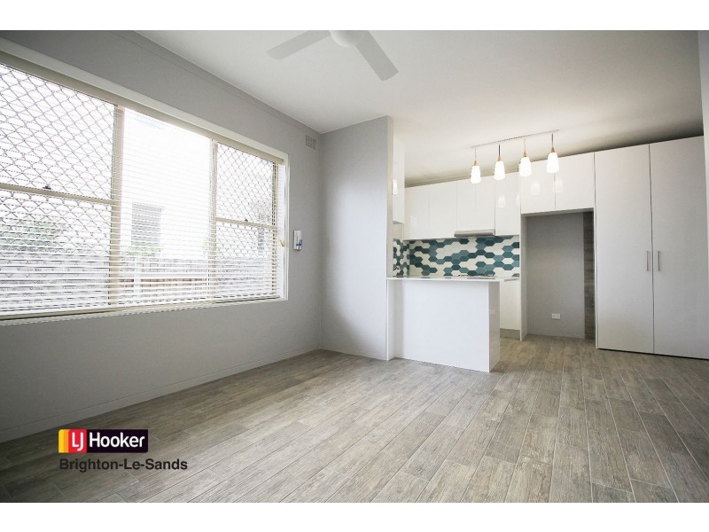 40 The “Little” Grand Parade, Brighton-le-sands NSW 2216