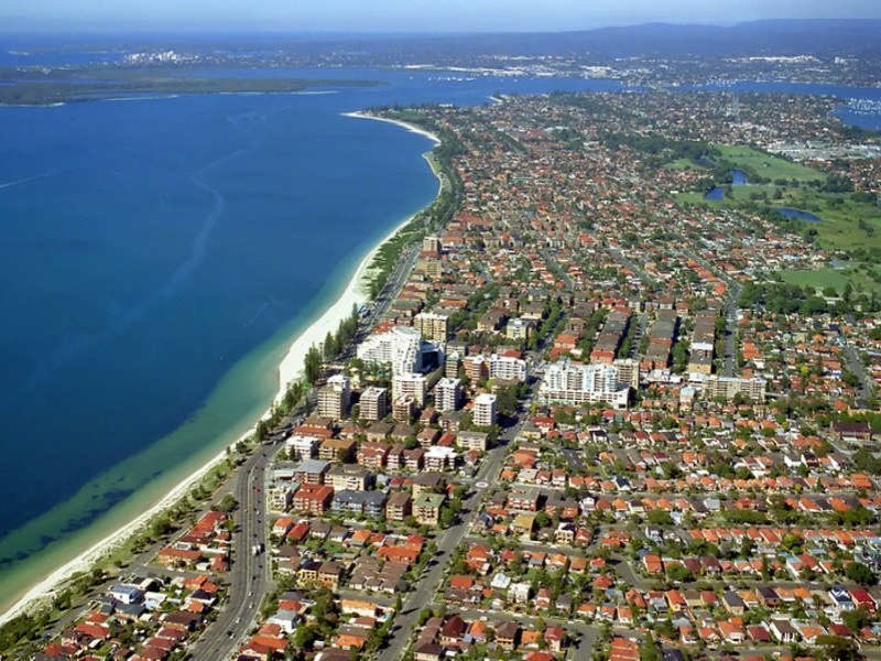 94 THE GRAND PARADE, Brighton-le-sands NSW 2216