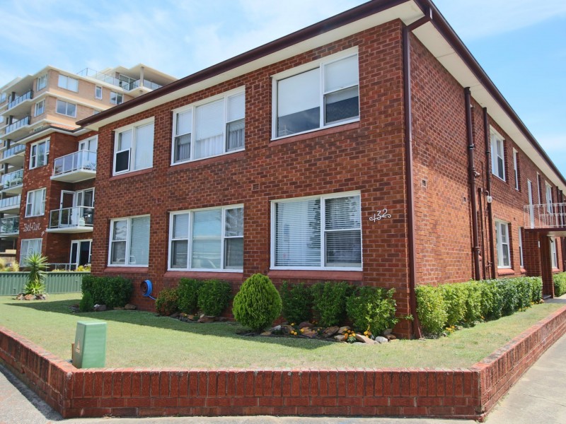 132 THE GRAND PARADE, Brighton-le-sands NSW 2216
