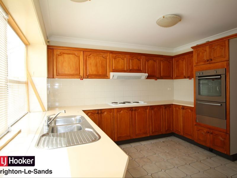 9 Hollywood Street, Monterey NSW 2217